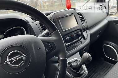 Мінівен Opel Vivaro 2017 в 