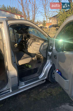 Минивэн Opel Vivaro 2012 в 