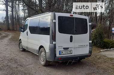 Минивэн Opel Vivaro 2006 в Ровно