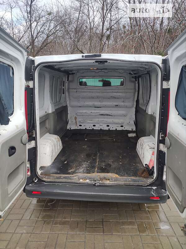 Грузовой фургон Opel Vivaro 2011 в Киеве