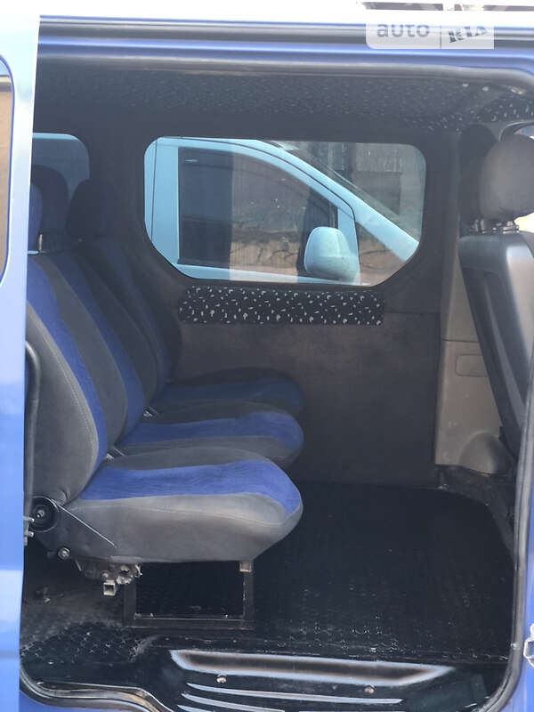 Минивэн Opel Vivaro 2007 в Могилев-Подольске