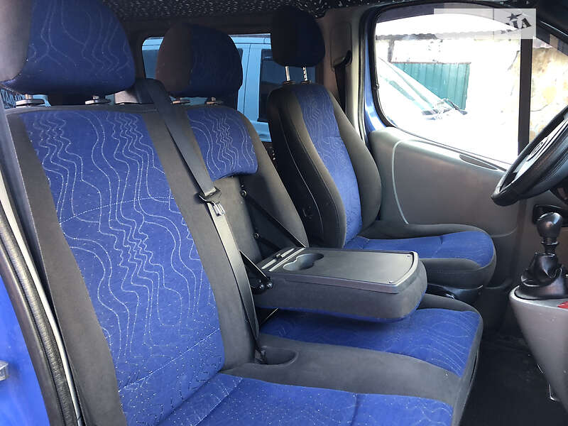 Минивэн Opel Vivaro 2007 в Могилев-Подольске