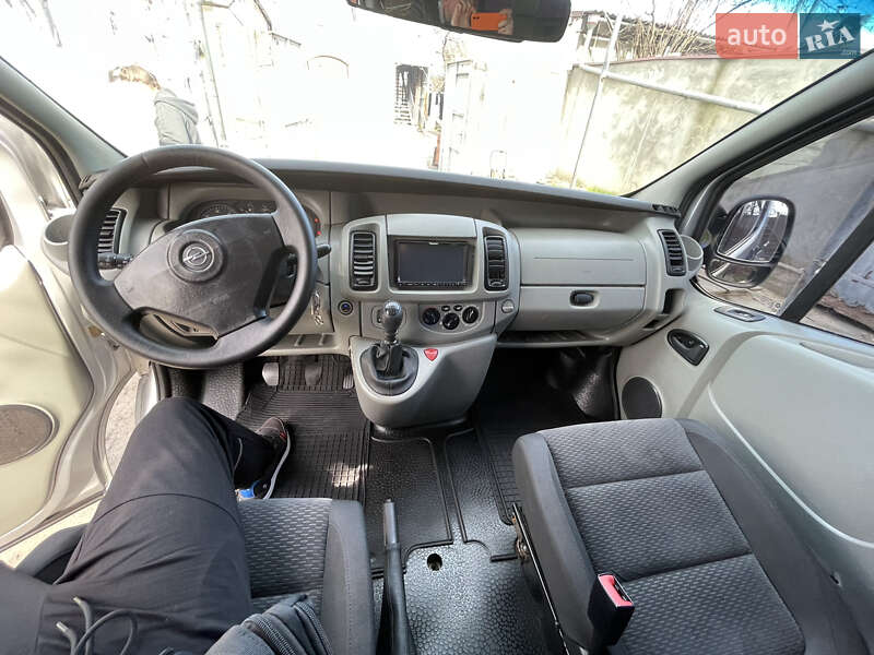Минивэн Opel Vivaro 2001 в Одессе