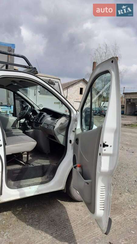 Минивэн Opel Vivaro 2011 в Хмельницком
