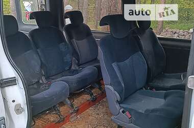 Мінівен Opel Vivaro 2006 в 