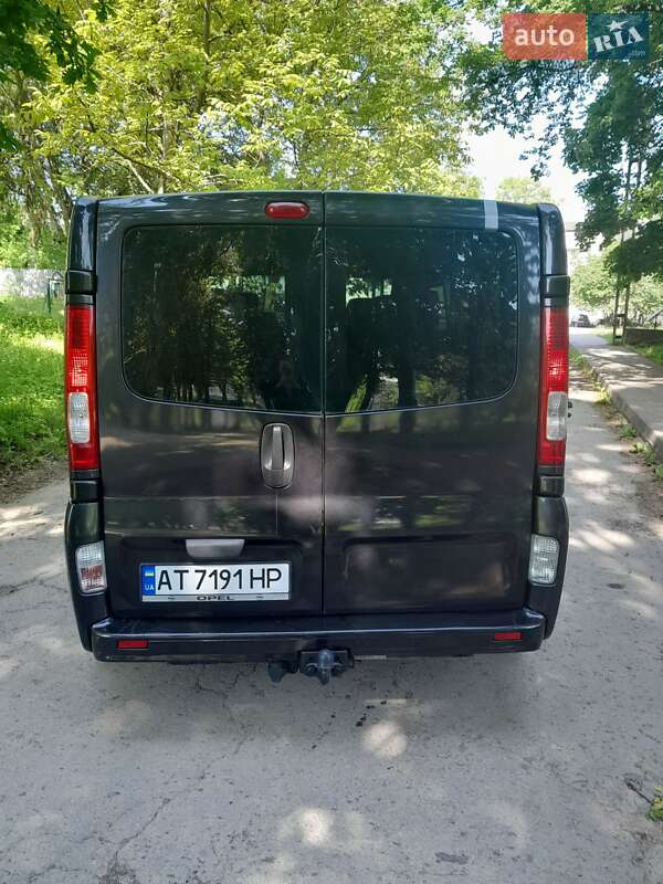 Минивэн Opel Vivaro 2007 в Городенке