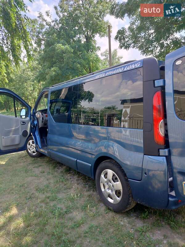 Минивэн Opel Vivaro 2008 в Одессе