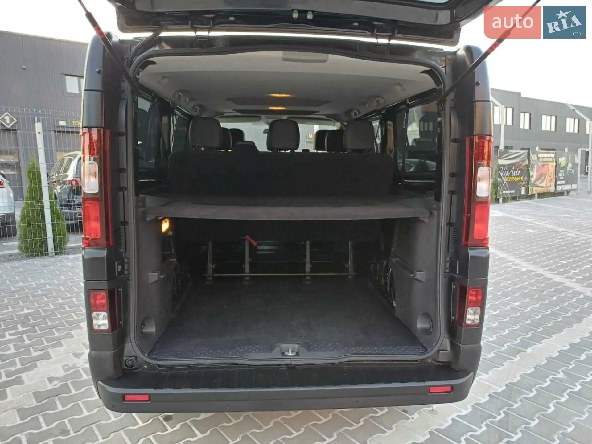 2015 Opel Vivaro - мініатюра 26