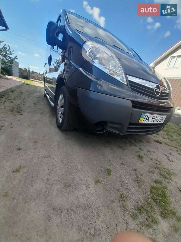 Мінівен Opel Vivaro 2007 в Рівному фото 5 Мінівен Opel Vivaro 2007 в Рівному