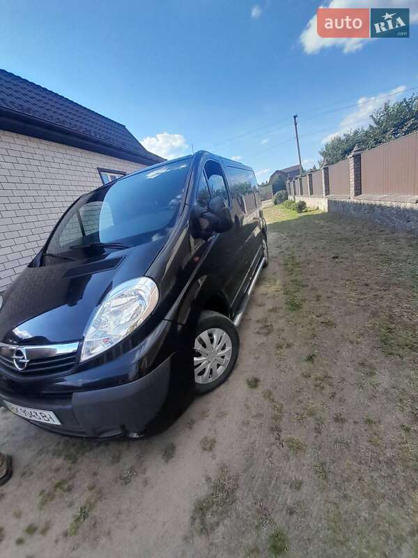 Мінівен Opel Vivaro 2007 в Рівному фото 13 Мінівен Opel Vivaro 2007 в Рівному
