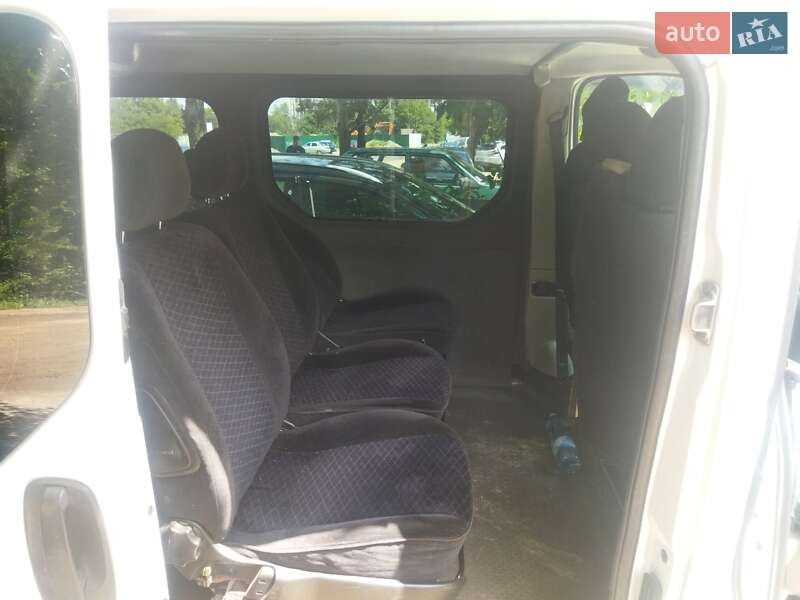 Мінівен Opel Vivaro 2005 в Києві