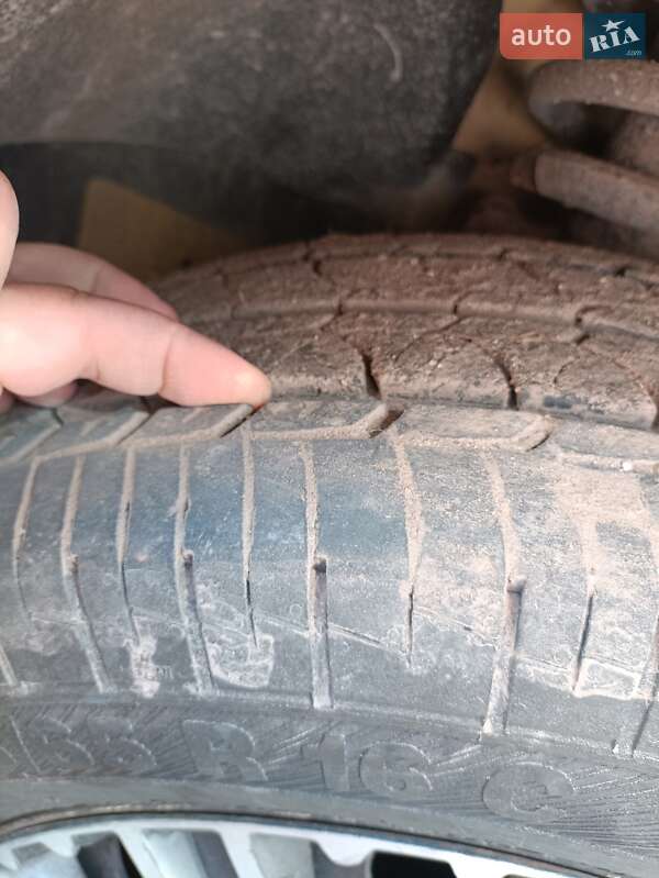 Минивэн Opel Vivaro 2003 в Золочеве