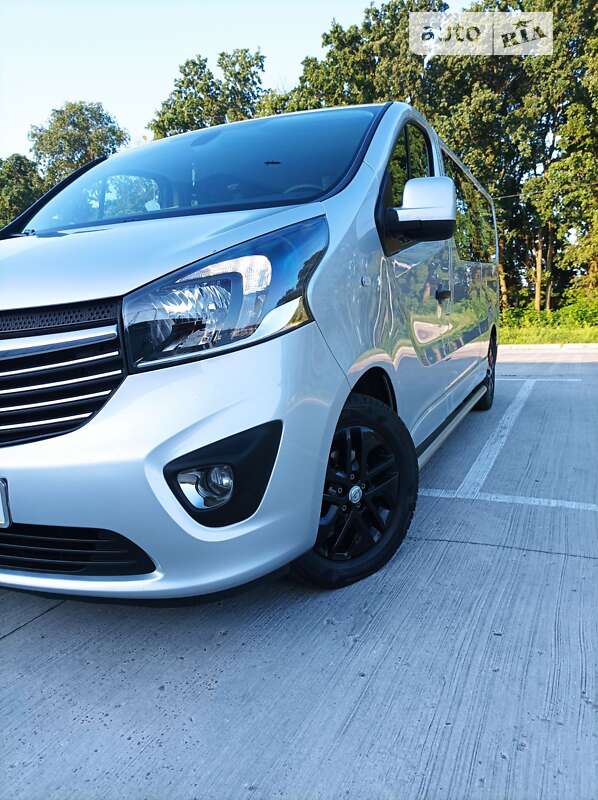 Мінівен Opel Vivaro 2019 в Києві