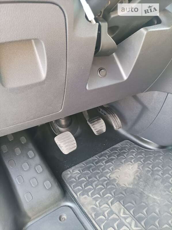 Мінівен Opel Vivaro 2019 в Києві