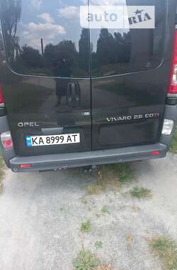 Минивэн Opel Vivaro 2010 в 