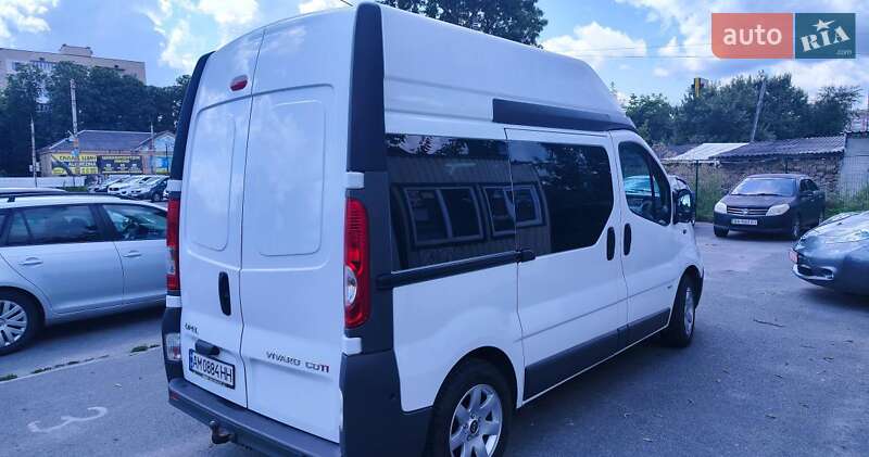 Мінівен Opel Vivaro 2009 в Житомирі