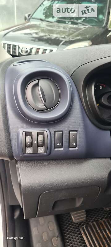 Грузовой фургон Opel Vivaro 2016 в Городище