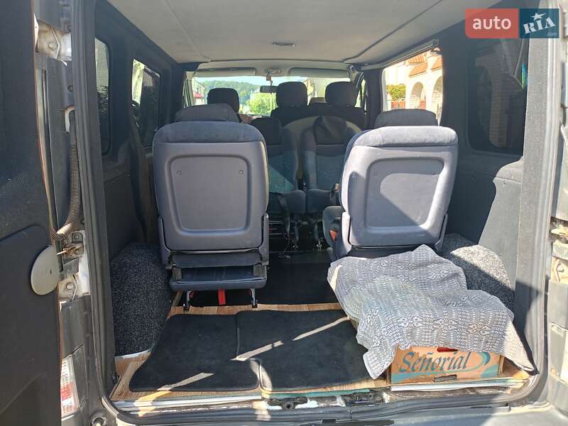 Мінівен Opel Vivaro 2005 в Львові