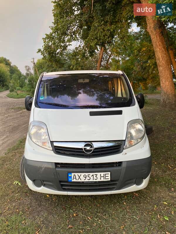 Opel Vivaro 2013