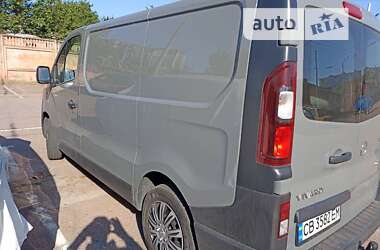 Грузовой фургон Opel Vivaro 2015 в 