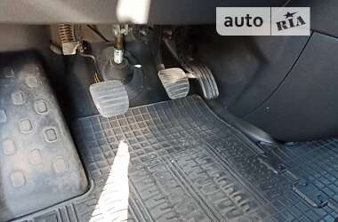Грузовой фургон Opel Vivaro 2015 в 