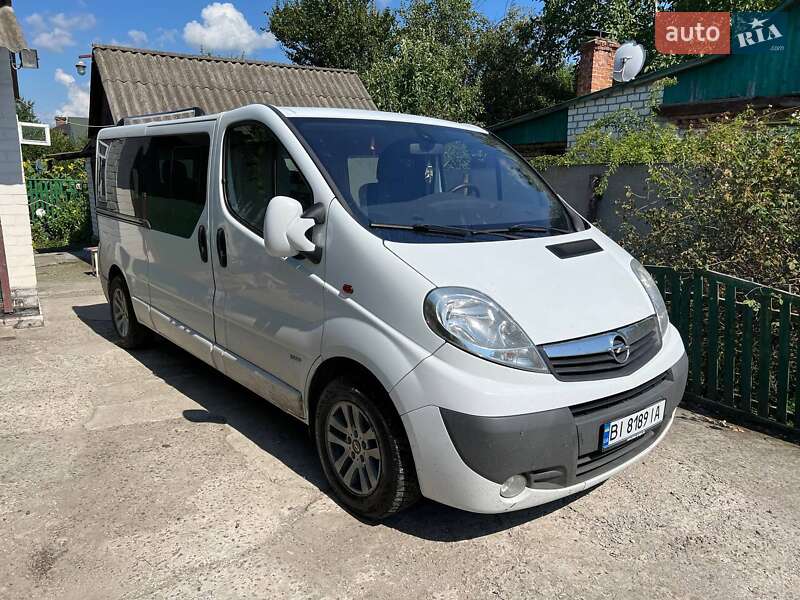 Мінівен Opel Vivaro 2014 в Кременчуці