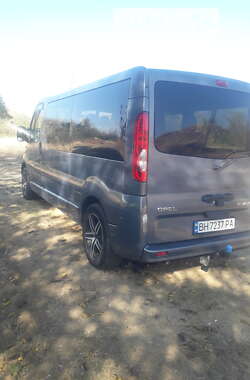 Мінівен Opel Vivaro 2013 в Великій Михайлівці