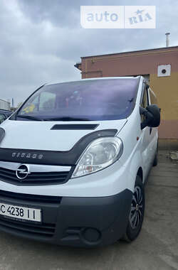 Минивэн Opel Vivaro 2013 в Турке