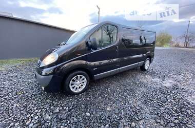 Минивэн Opel Vivaro 2010 в 