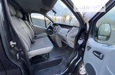 Минивэн Opel Vivaro 2010 в 