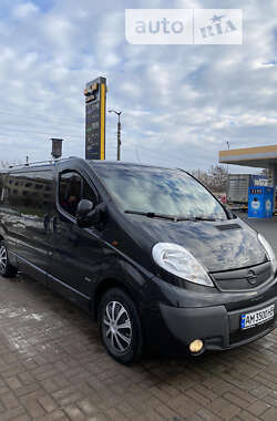 Мінівен Opel Vivaro 2014 в Житомирі