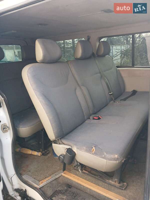 Минивэн Opel Vivaro 2009 в Николаеве