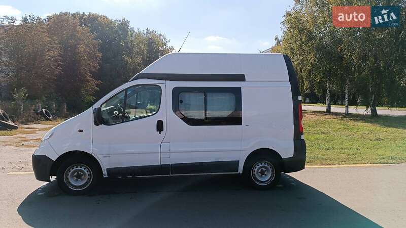 Минивэн Opel Vivaro 2009 в Конотопе