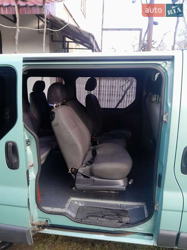 Мінівен Opel Vivaro 2002 в Мукачевому