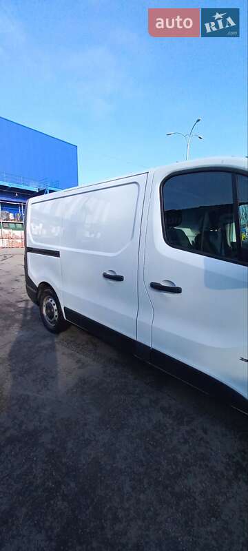 Грузовой фургон Opel Vivaro 2017 в Днепре