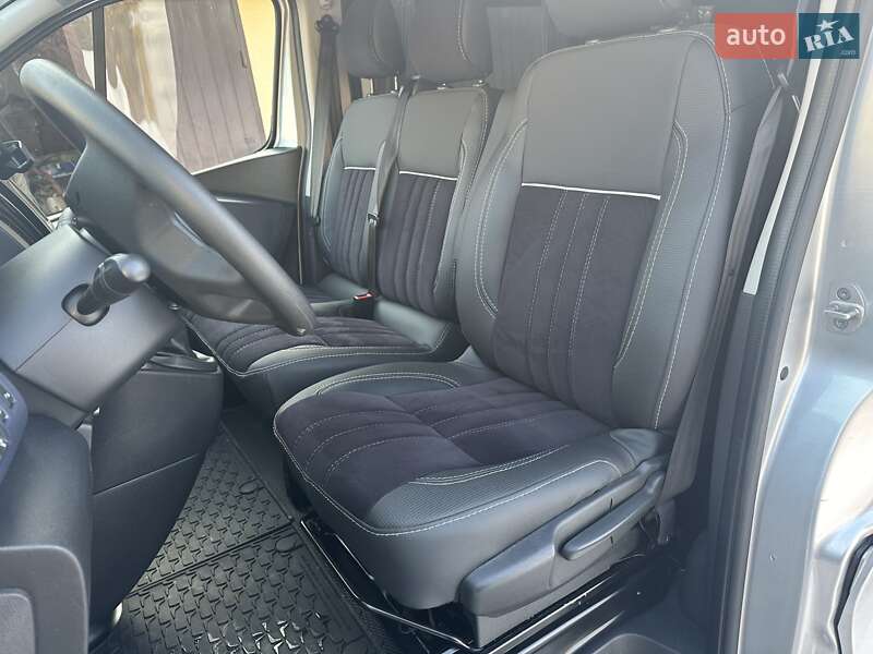 Мінівен Opel Vivaro 2018 в Тернополі