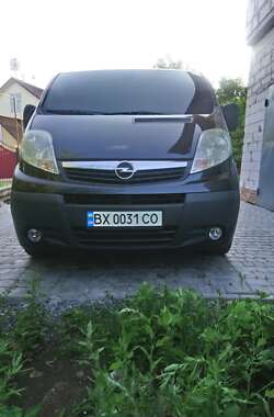 Минивэн Opel Vivaro 2011 в Виньковцах
