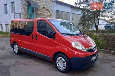 Минивэн Opel Vivaro 2009 в Ровно