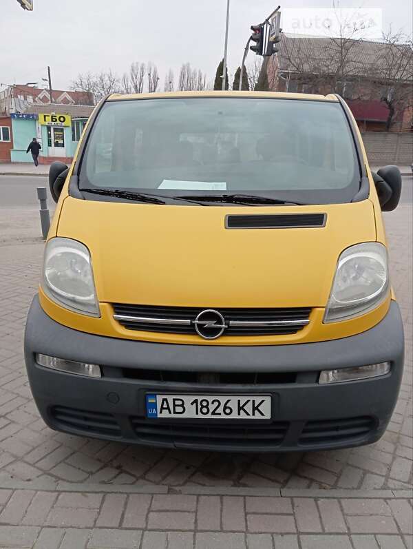Минивэн Opel Vivaro 2004 в Виннице