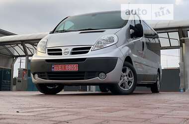 Минивэн Opel Vivaro 2011 в Ровно