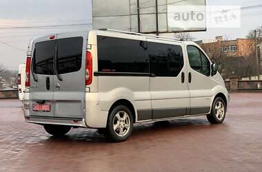 Мінівен Opel Vivaro 2011 в Рівному