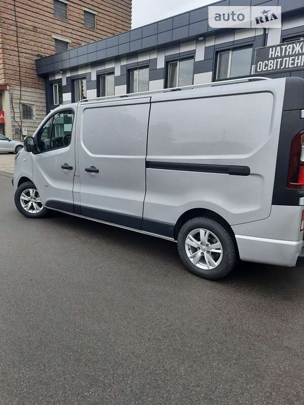 Вантажний фургон Opel Vivaro 2016 в Ніжині фото 15 Вантажний фургон Opel Vivaro 2016 в Ніжині
