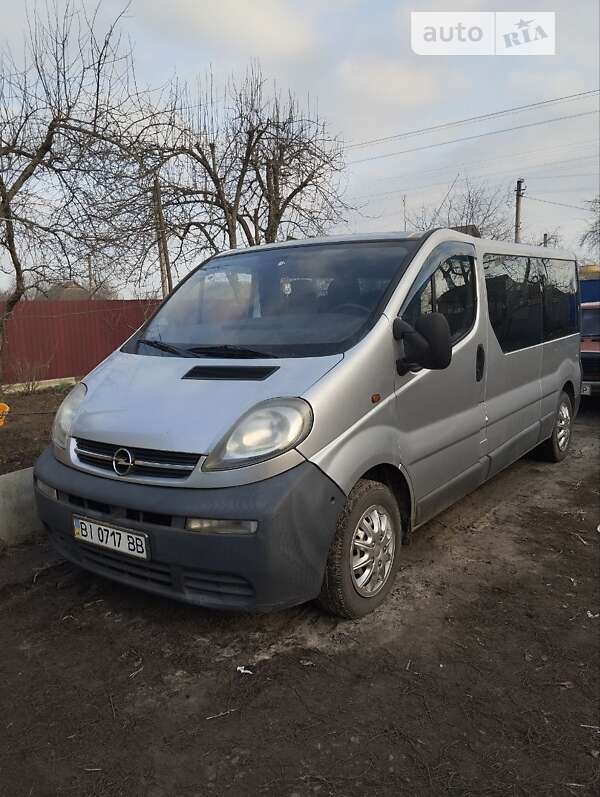 Минивэн Opel Vivaro 2005 в Полтаве