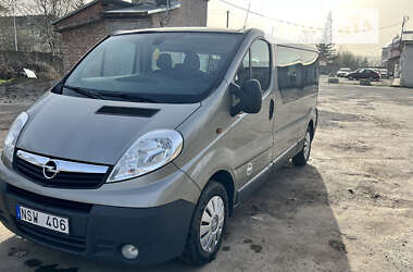 Минивэн Opel Vivaro 2013 в Львове