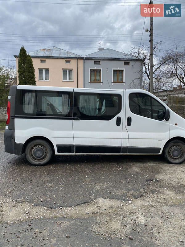Мінівен Opel Vivaro 2006 в Львові фото 2 Мінівен Opel Vivaro 2006 в Львові