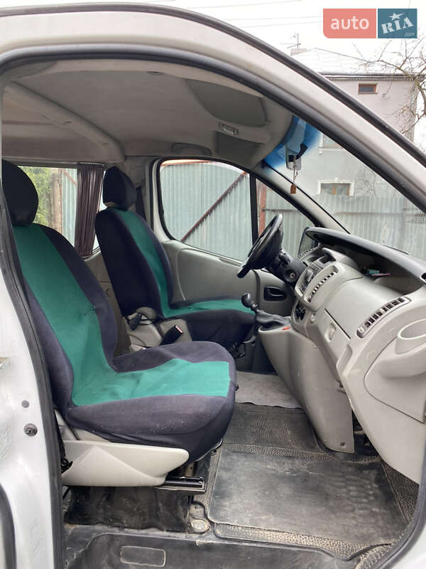 Мінівен Opel Vivaro 2006 в Львові фото 6 Мінівен Opel Vivaro 2006 в Львові