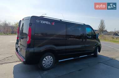Мінівен Opel Vivaro 2010 в 