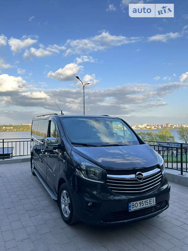 Мінівен Opel Vivaro 2016 в Тернополі