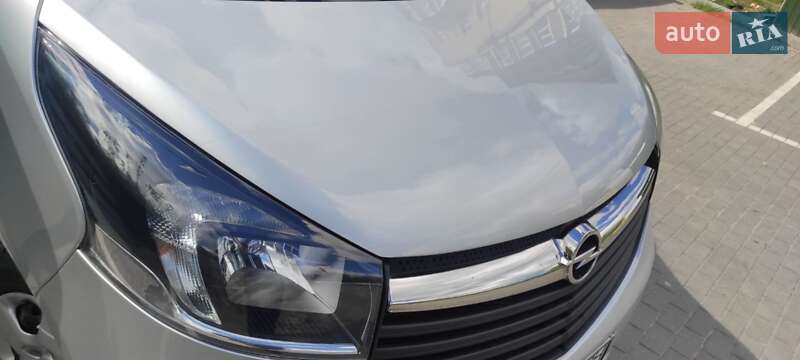 Минивэн Opel Vivaro 2018 в Хмельницком