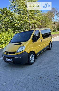 Минивэн Opel Vivaro 2004 в Черновцах